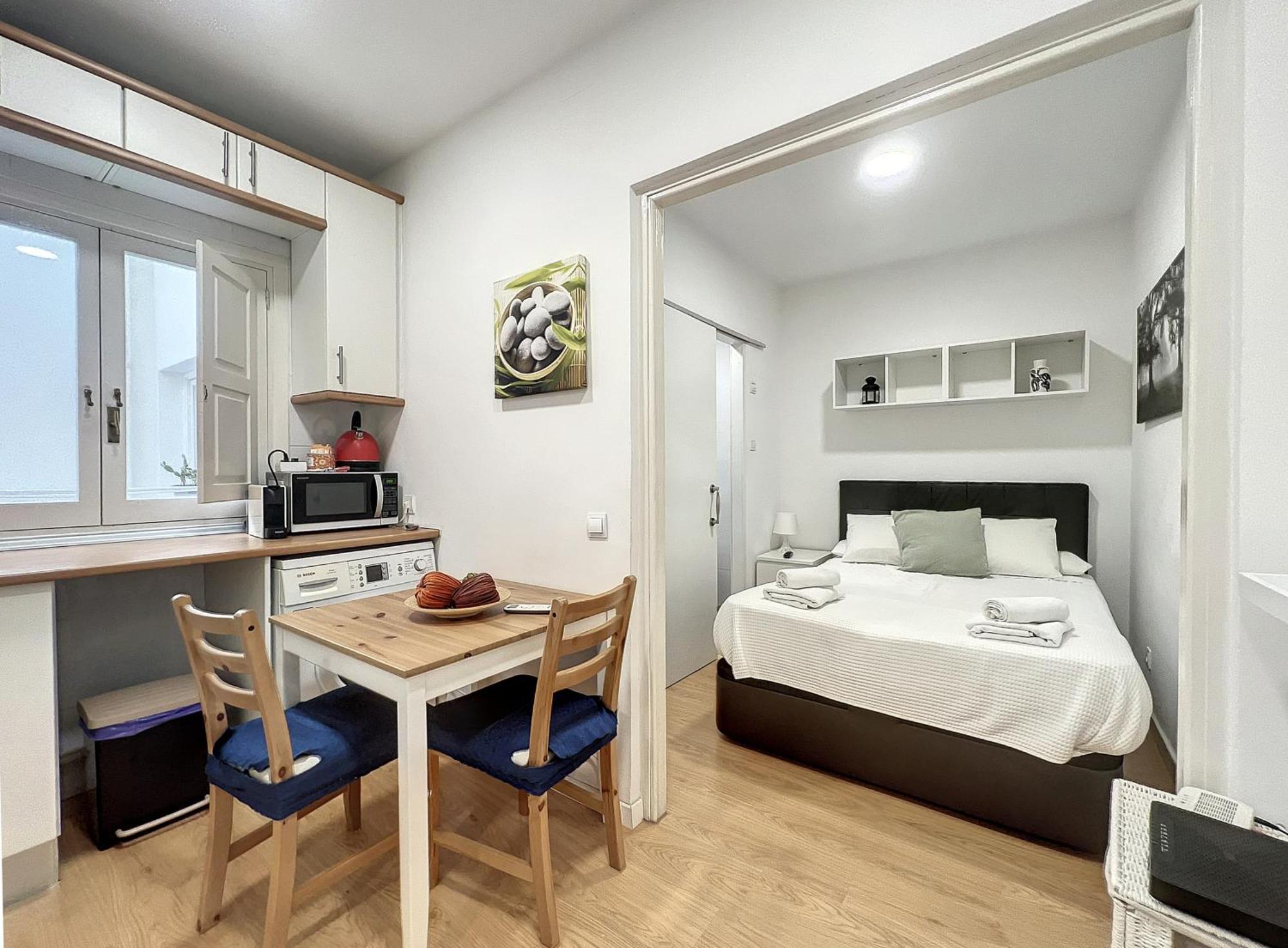 Urbantec Realty - Palacio Real - Opera Madrid Bagian luar foto